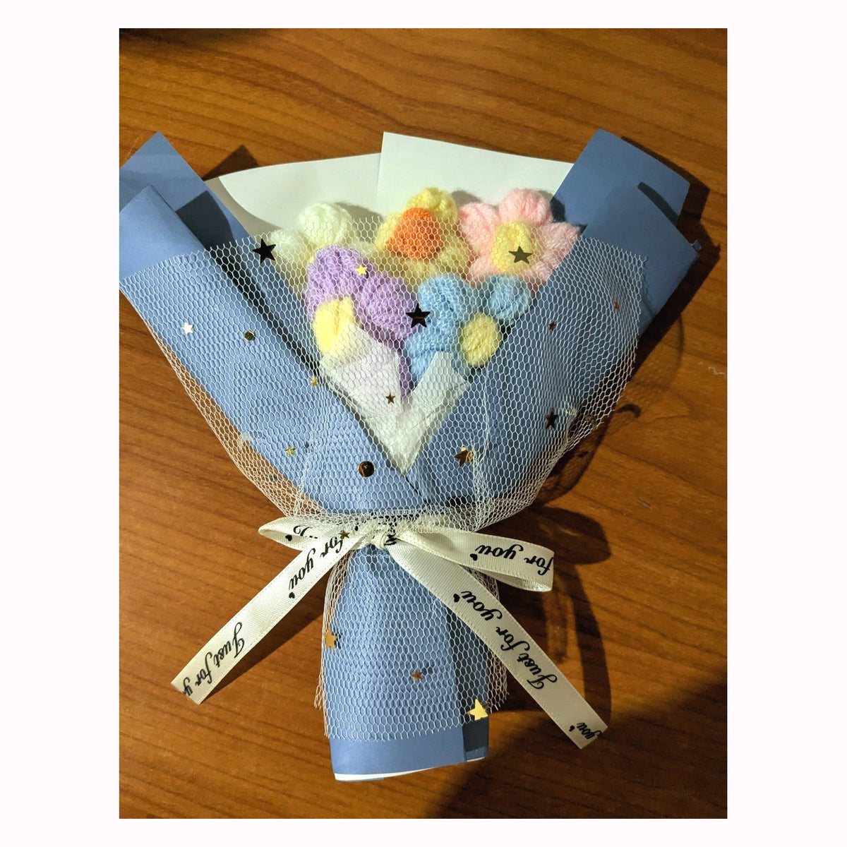 Gift for Teachers - Best Teacher Ever Gift Caddy – Cup, Crocheted Bouquet & Accessories
